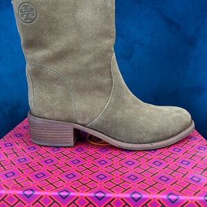 Tory Burch Sienna Suede Bootie NIB Size 7 River Rock